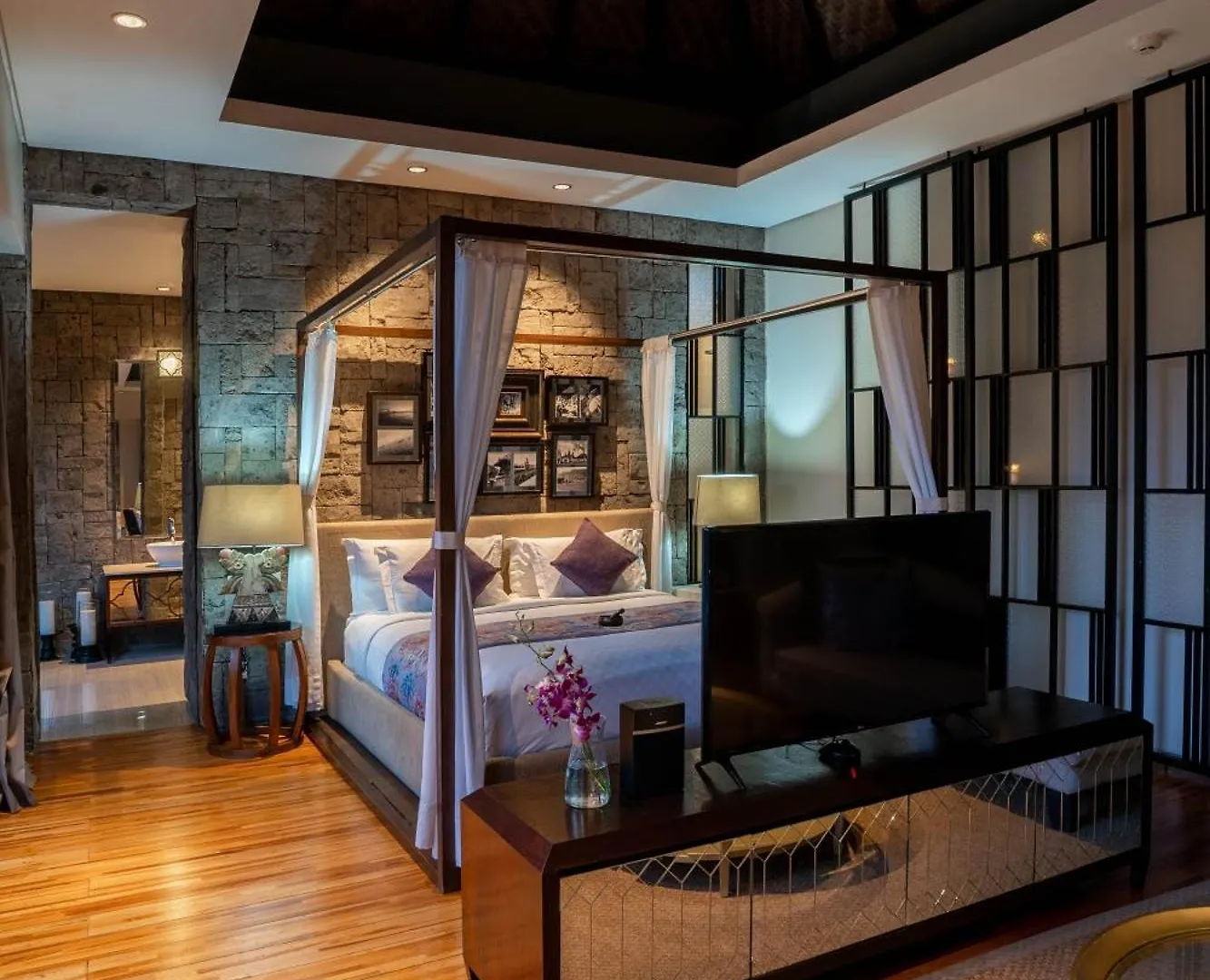 Berry Amour Romantic Villas Seminyak  Indonesia
